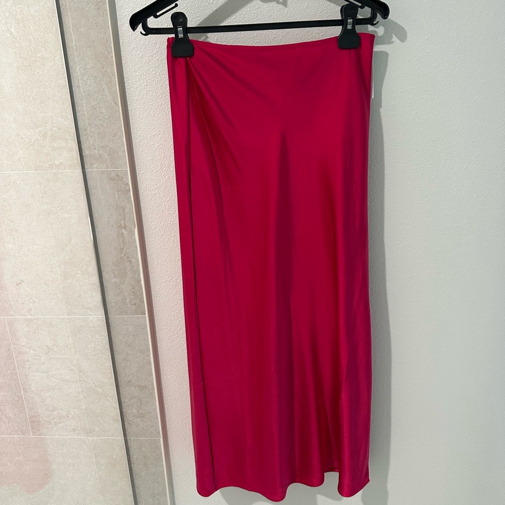 Old navy silk hot pink skirt